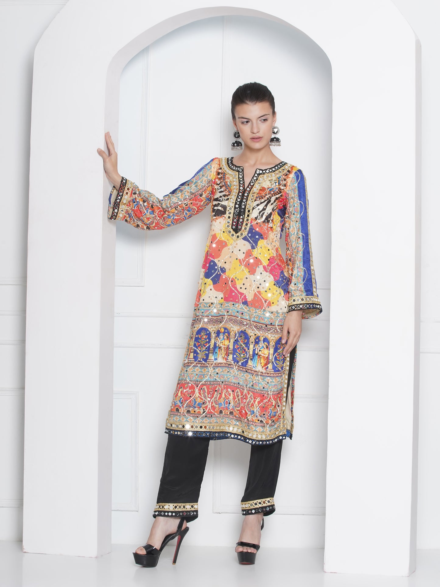 Abstract long suit set