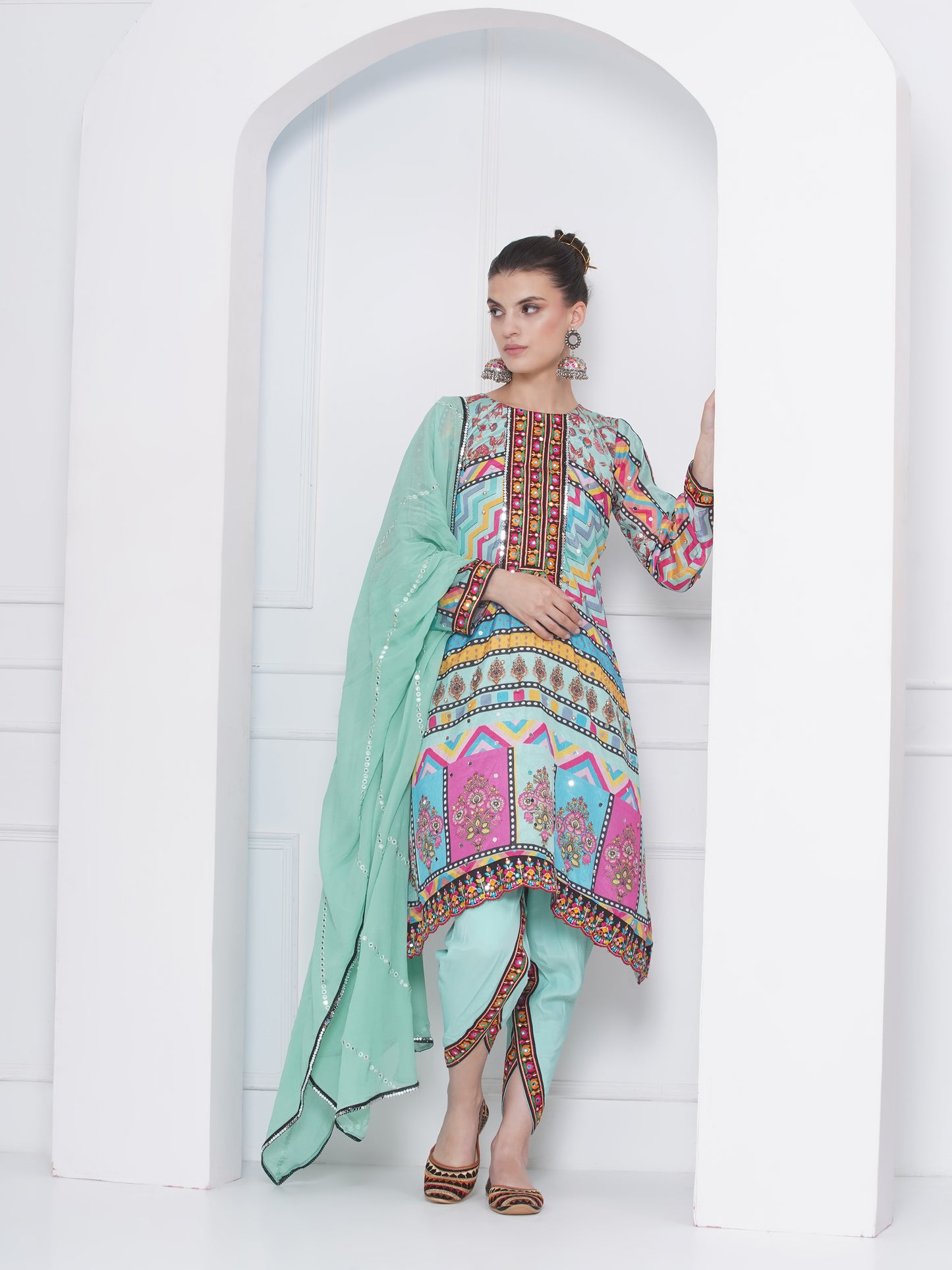Printed C cut suit set