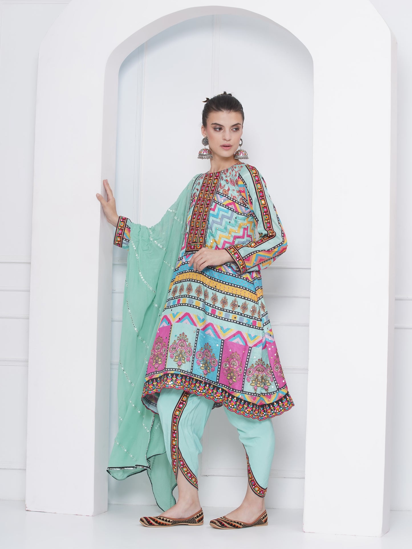 Printed C cut suit set