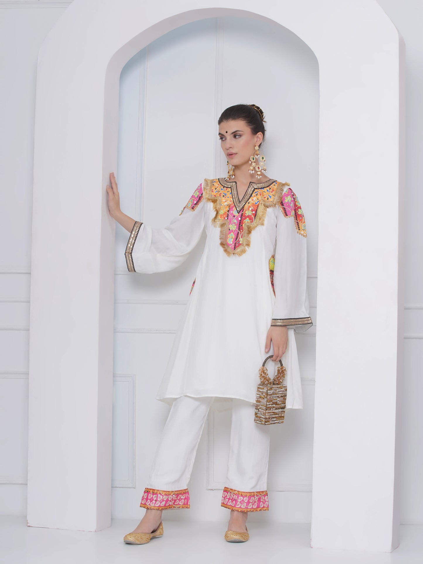 Pocket & neck suit set
