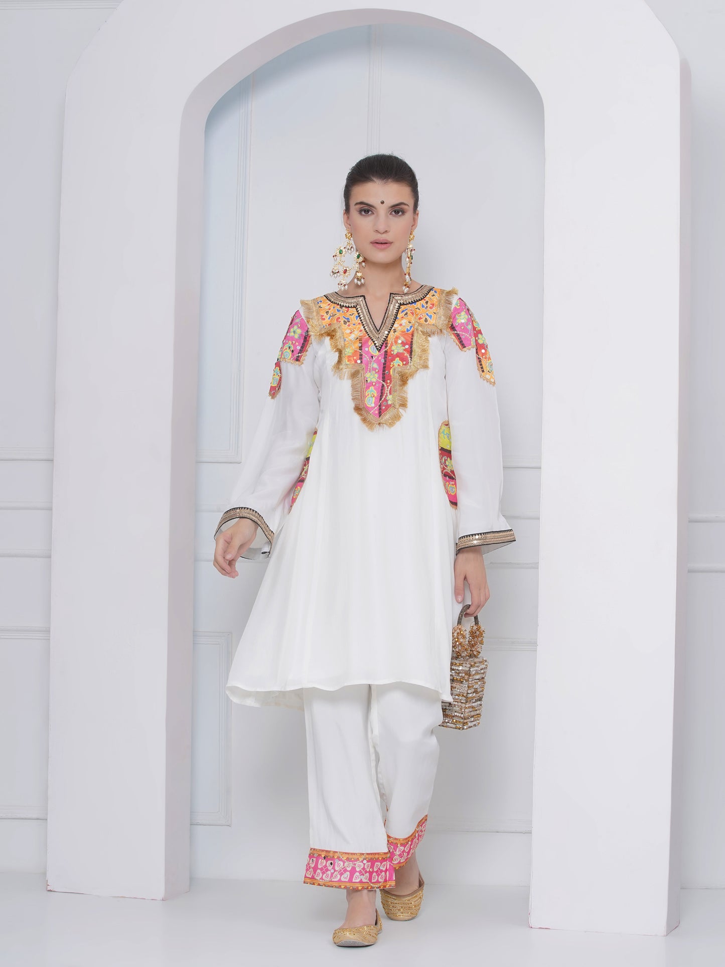 Pocket & neck suit set