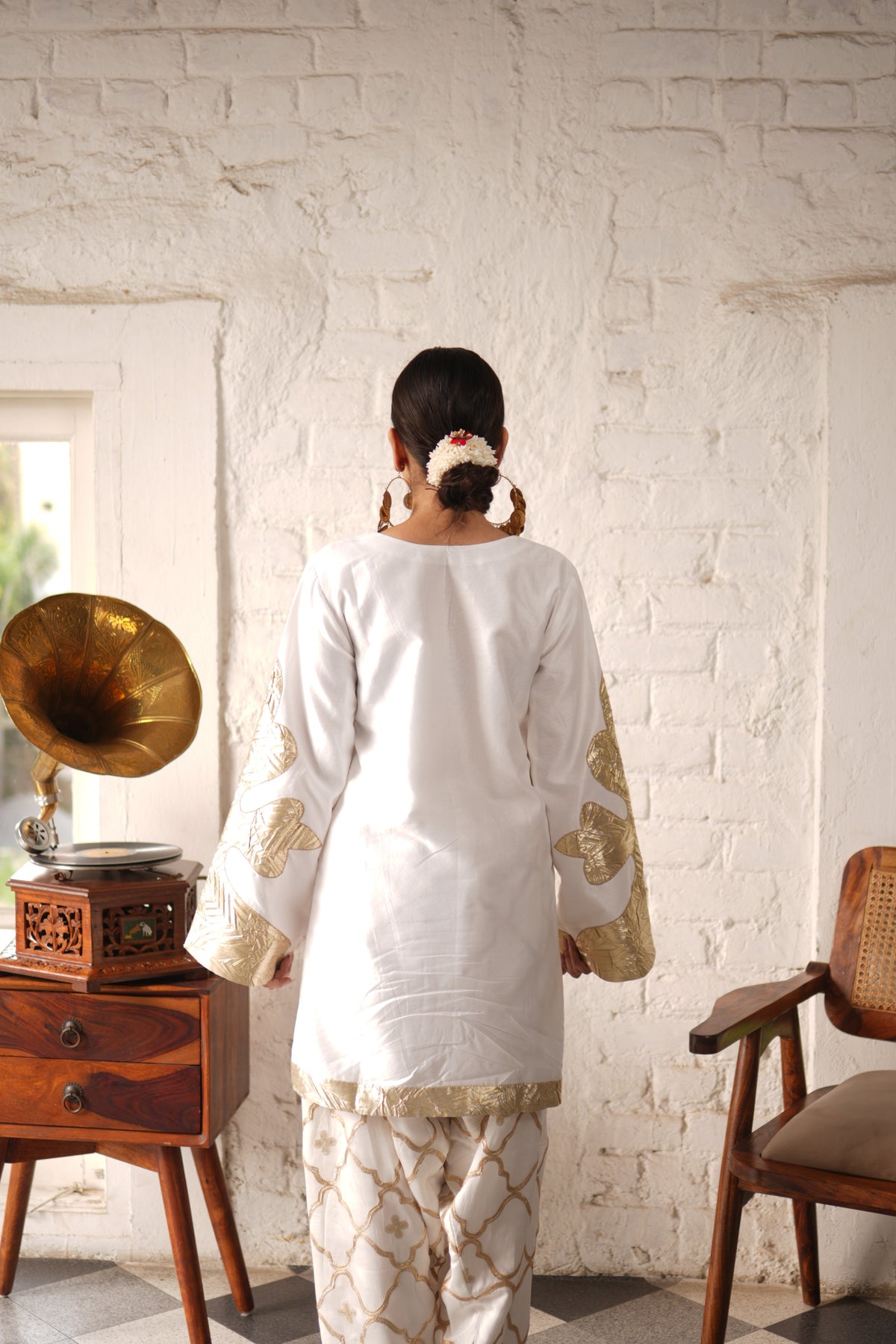 Noor Kurta Set - White Gold