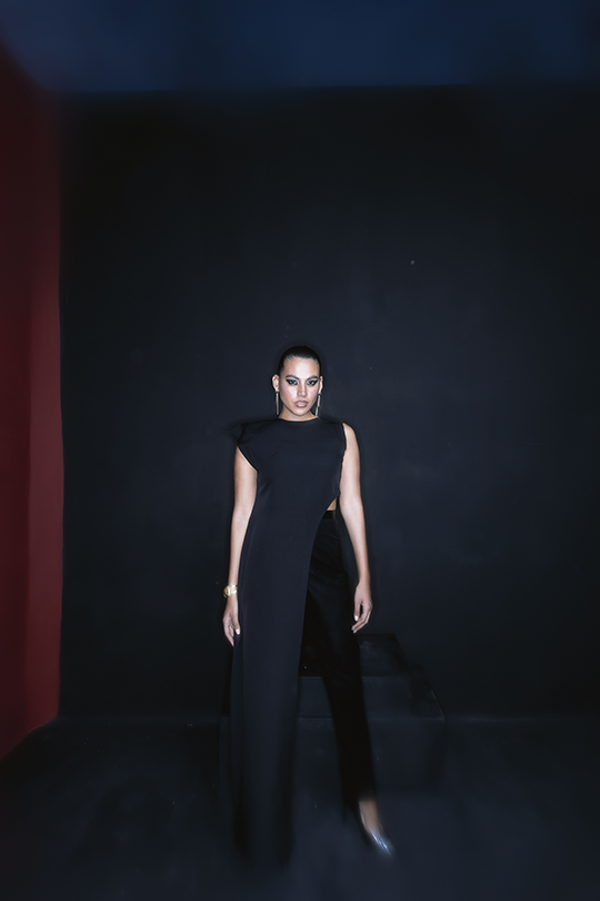 Asymmetrical top with pants